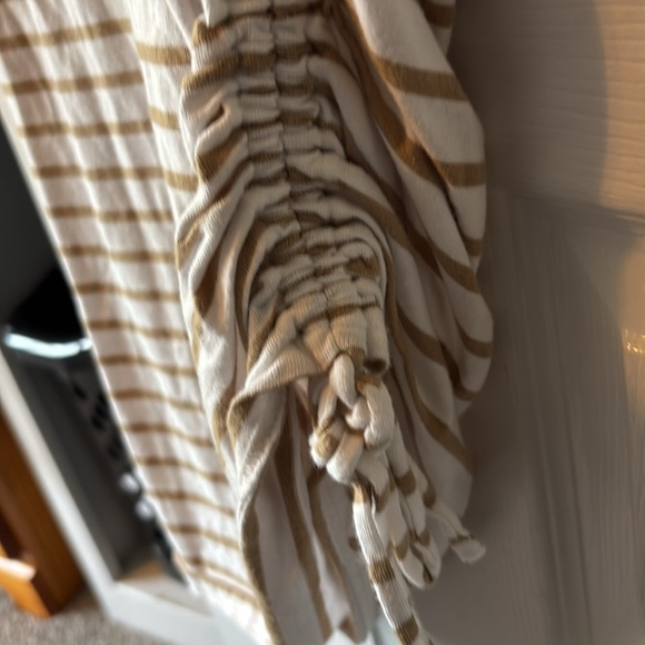 Side-Cinch Dress - Picture 5 of 6